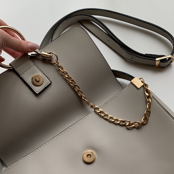 Crossbody bag - Picture 4 of 5